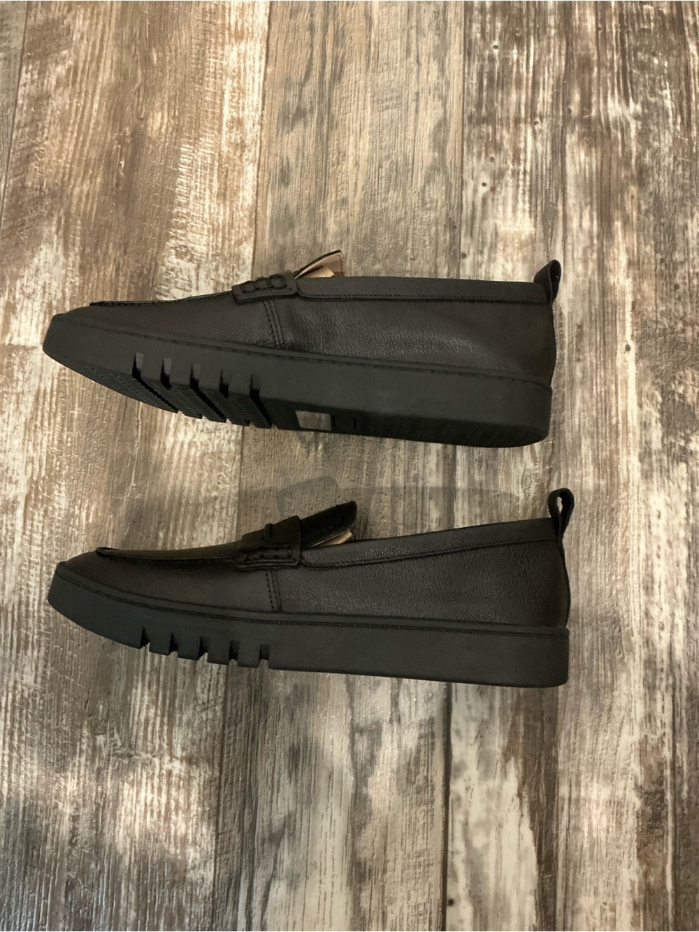 Vionic Women’s Black Leather Penny Loafer Slip-On Size 8.5 - Picture 10 of 16